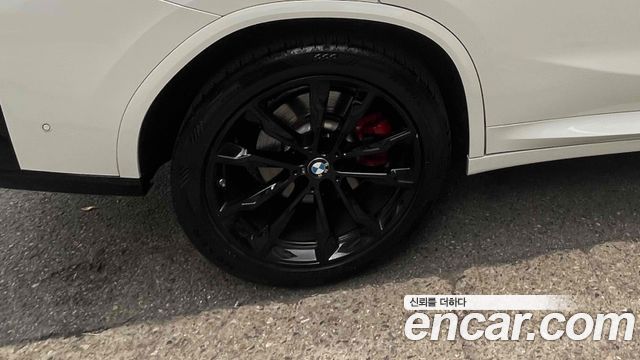 BMW X4 xDrive20i M Sports Pro — пробег 95 300 км — фото 5 из 5