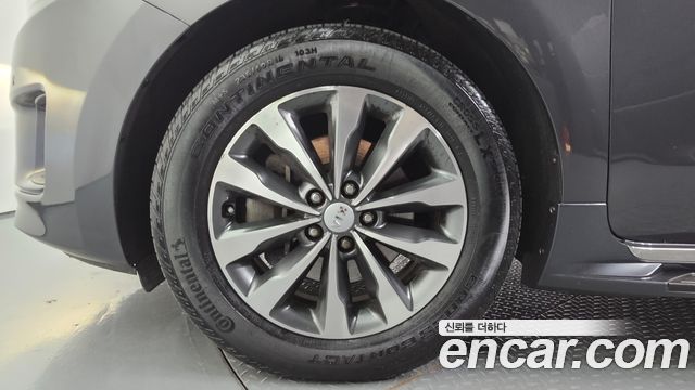 Kia Carnival 11-seater Prestige — пробег 111 015 км — фото 5 из 5
