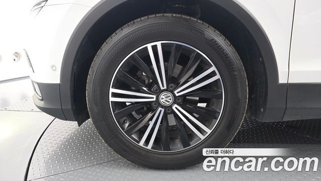 Volkswagen Tiguan из Кореи Encar