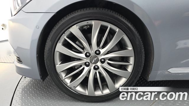 Hyundai Genesis из Кореи Encar