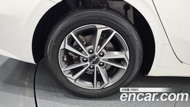 Kia K3 из Кореи Encar