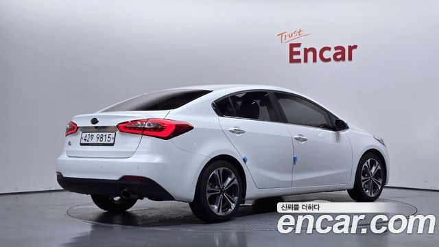 Kia K3 из Кореи Encar