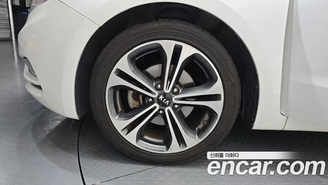 Kia K3 из Кореи Encar