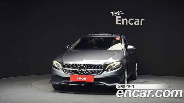 Mercedes-Benz E-Class E220d 4MATIC Avantgarde — пробег 213 826 км — фото 3 из 5