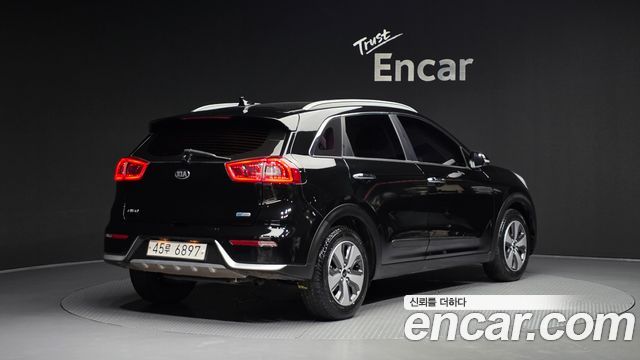 Kia Niro из Кореи Encar