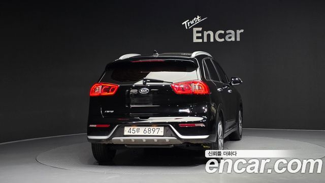 Kia Niro из Кореи Encar