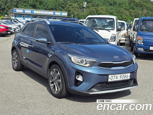 Kia Stonic из Кореи Encar
