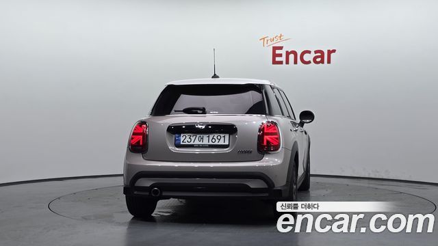 Mini Cooper из Кореи Encar