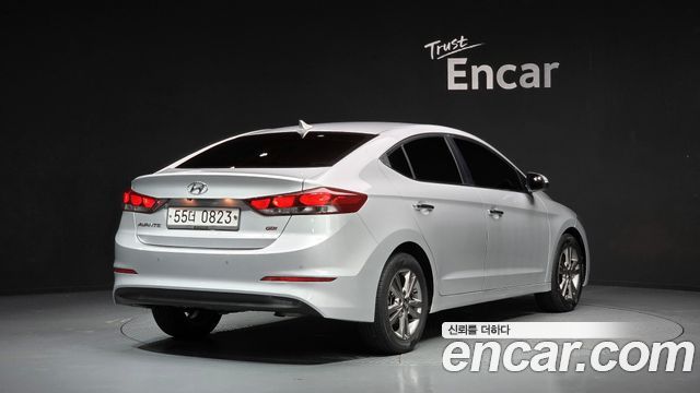 Hyundai AVANTE из Кореи Encar