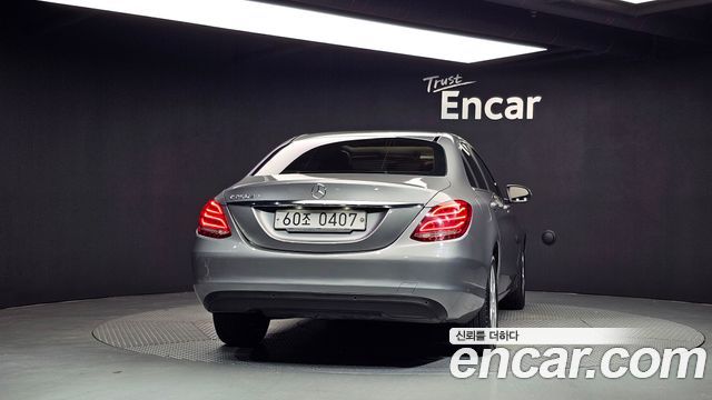 Mercedes-Benz C-Class из Кореи Encar