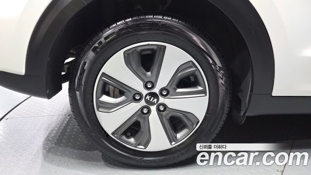 Kia Niro из Кореи Encar