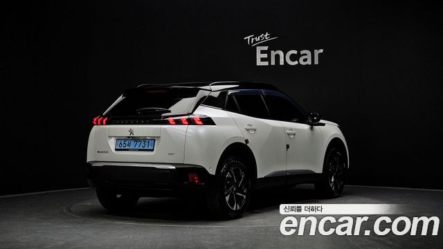 Peugeot 2008 EV GT — пробег 8 042 км