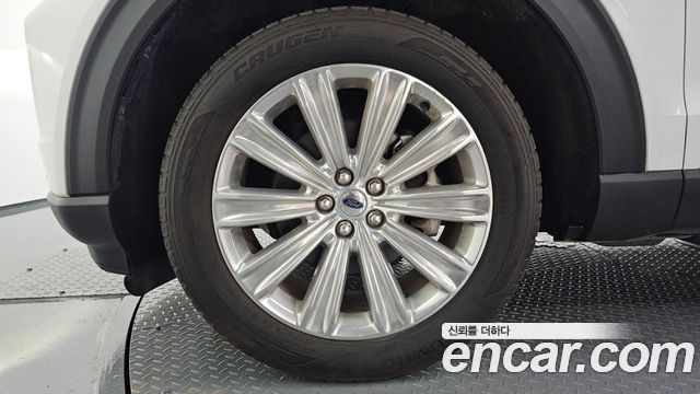 Ford Explorer 2.3 LimIted 4WD — пробег 127 442 км — фото 5 из 5