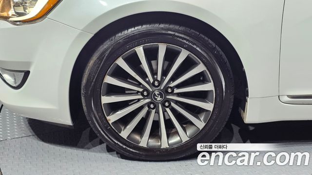 Kia K7 из Кореи Encar