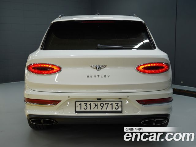 Bentley Bentayga 4.0 V8 — пробег 38 000 км — фото 4 из 5