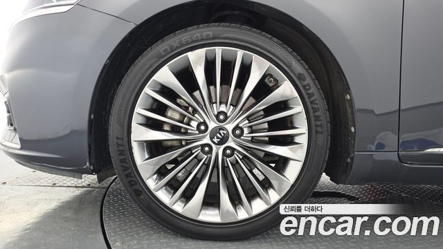 Kia K7 из Кореи Encar