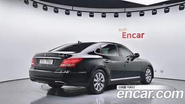 Hyundai Equus из Кореи Encar