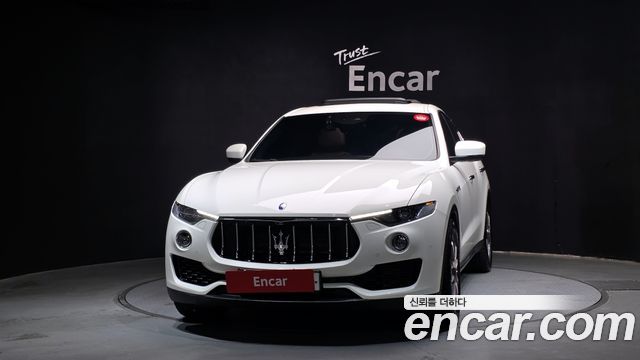 Maserati Levante 3.0 Diesel AWD — пробег 71 075 км — фото 3 из 5