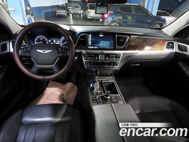 Hyundai Genesis из Кореи Encar