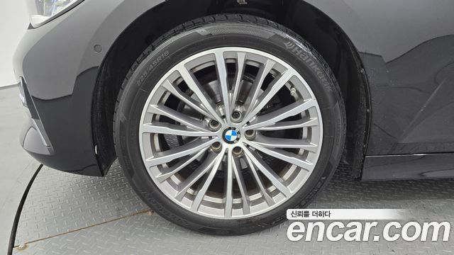 BMW 3-Series из Кореи Encar