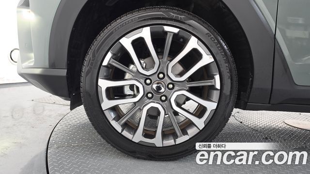 Ssangyong Torres из Кореи Encar