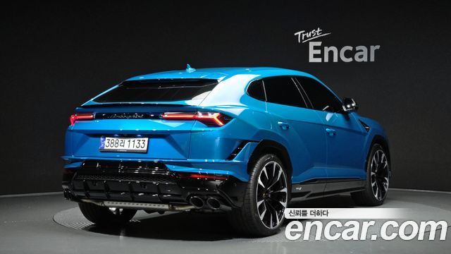 Lamborghini Urus из Кореи Encar