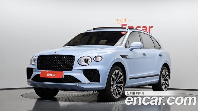 Bentley Bentayga 4.0 V8 Azure — пробег 18 012 км — фото 1 из 5
