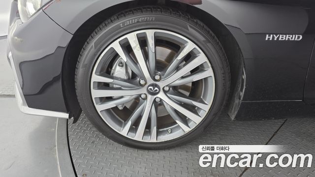 Infiniti Q50 3.5 Blue Sport Sensory — пробег 124 874 км