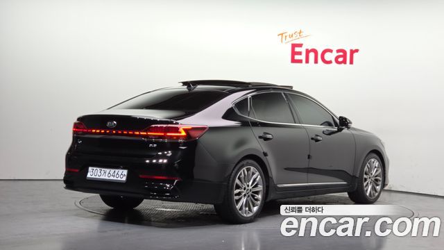 Kia K7 из Кореи Encar