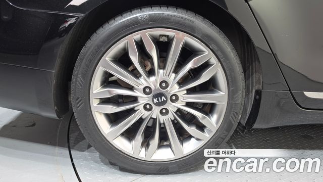 Kia K7 из Кореи Encar