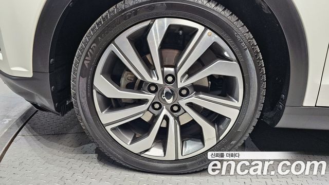 Ssangyong TIBOLI из Кореи Encar