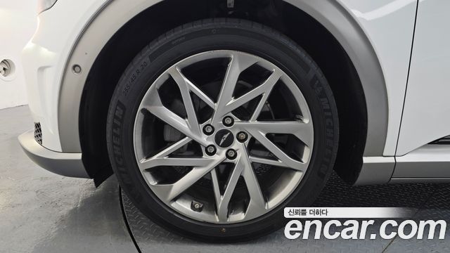 Genesis GV60 Standard AWD — пробег 89 110 км — фото 5 из 5