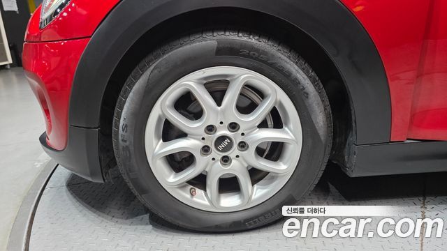 Mini Cooper Convertible из Кореи Encar