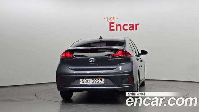 Hyundai Ioniq 1.6 HEV N — пробег 164 710 км — фото 4 из 5