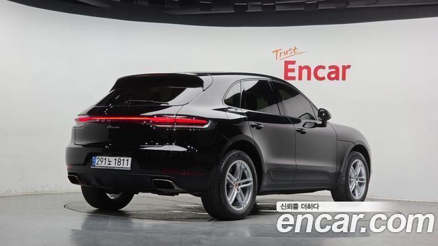 Porsche Macan из Кореи Encar
