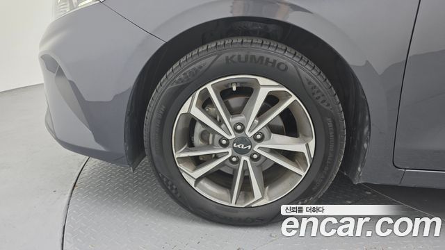 Kia K3 из Кореи Encar