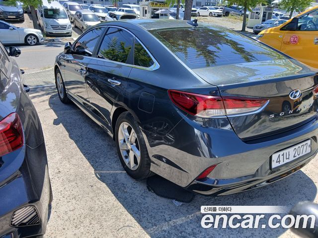 Hyundai Sonata 2.0 Smart — пробег 118 110 км — фото 4 из 5