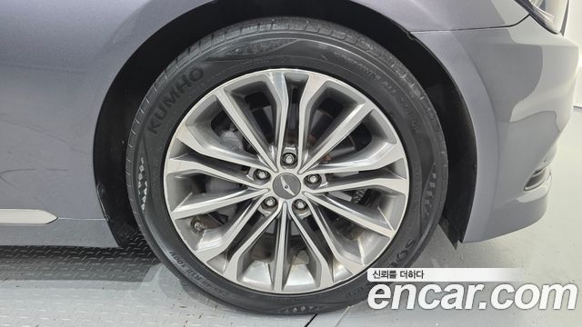 Hyundai Genesis из Кореи Encar