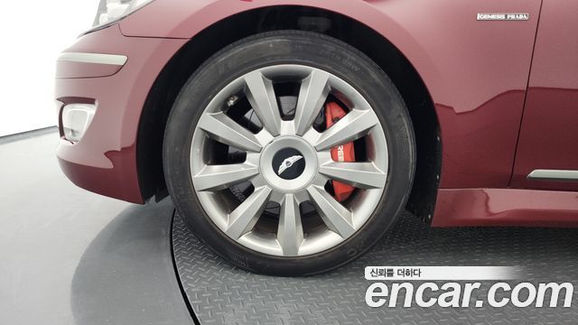 Hyundai Genesis из Кореи Encar