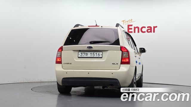 Kia Carens LPI 2.0 GLX High-Deluxe Family — пробег 235324 км