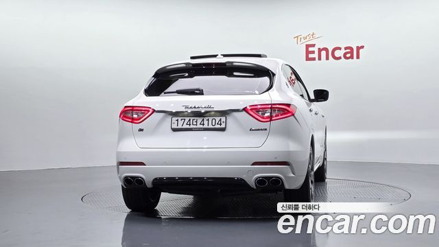 Maserati Levante 3.0 AWD GranSport — пробег 70 329 км — фото 4 из 5