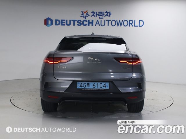Jaguar I-PACE EV400 First Edition — пробег 67 424 км