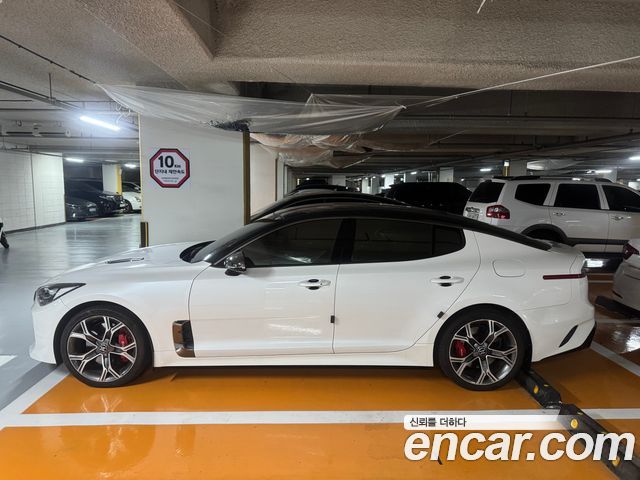 Kia Stinger из Кореи Encar