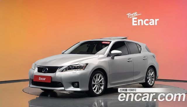 Lexus CT200h 1.8 Compact Luxury ZWA10 — пробег 74886 км