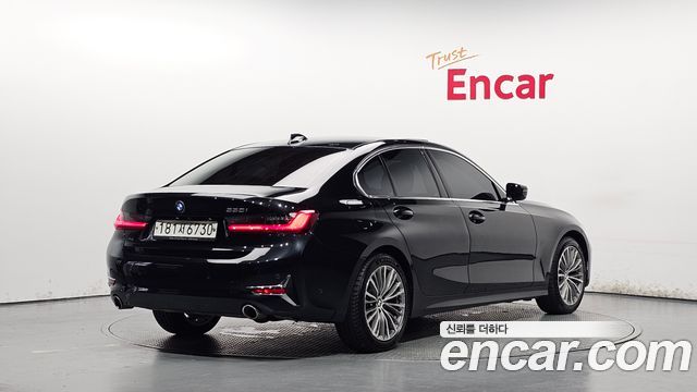 BMW 3-Series из Кореи Encar