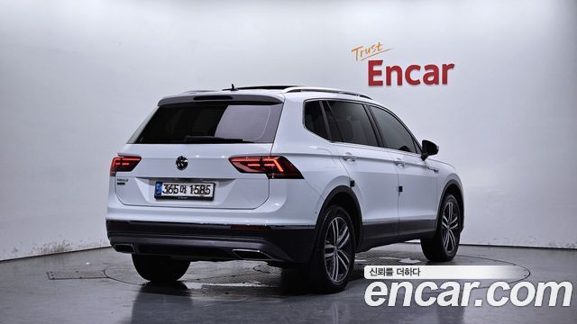 Volkswagen Tiguan 2.0 TDI Prestige — пробег 67 713 км — фото 2 из 5