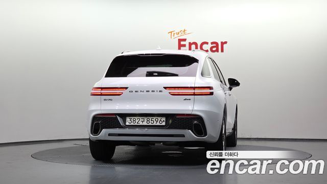 Genesis GV70 из Кореи Encar