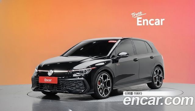 Volkswagen Golf 2.0 GTI — пробег 379 км — фото 1 из 5