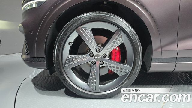 Genesis GV70 из Кореи Encar