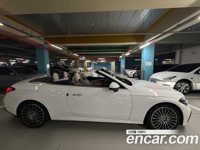 Mercedes-Benz CLE-Class CLE200 Cabriolet — пробег 29 112 км